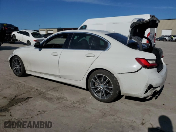 2020 BMW 3 Series 330i with VIN 3MW5R1J01L8B08554, listed as a Copart auction lot 47298125 with 98,461 mi miles and Salvage Title. Bid and sale history available at carsss.com. Image 2.