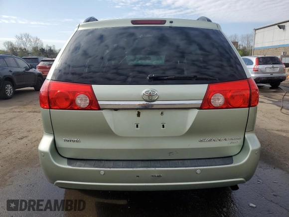 2010 Toyota Sienna XLE z VIN 5TDDK4CC9AS032923, wystawiony jako Copart lot #54231845 z przebiegiem 136 860 mil mil oraz Szkoda całkowita • Salvage title. Historia ofert i sprzedaży dostępna na DreamBid. Obrazek 6.