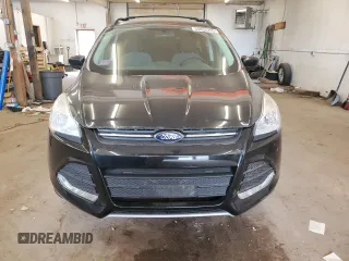 2013 Ford Escape SE with VIN 1FMCU9G90DUB31501, listed as a Copart auction lot 59836285 with 153,971 mi miles and Clean title. Bid and sale history available at DreamBid. Image 5.