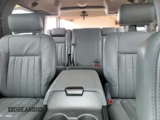 2006 Lincoln Navigator Luxury with VIN 5LMFU27516LJ14665, listed as a Copart auction lot 81501094 with 177,122 mi miles and Salvage Title. Bid and sale history available at carsss.com. Image 10.