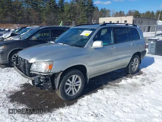 2006 Toyota Highlander z VIN JTEEW21AX60022809, wystawiony jako IAAI lot #41511900 z przebiegiem 183 891 mil mil oraz . Historia ofert i sprzedaży dostępna na DreamBid. Obrazek 18.