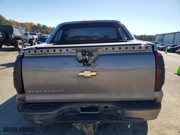 2007 Chevrolet Avalanche LT w/3LT with VIN 3GNEC12J37G135298, listed as a Copart auction lot 84376084 with 0 mi miles and Salvage Title. Bid and sale history available at carsss.com. Image 6.