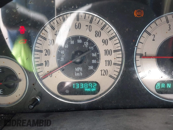 2002 Chrysler Town & Country Limited with VIN 2C8GP64L82R797610, listed as a IAAI auction lot 40712041 with 133,892 mi miles. Bid and sale history available at carsss.com. Image 7.