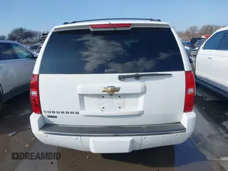 2010 Chevrolet Suburban LTZ with VIN 1GNUKKE34AR189475, listed as a IAAI auction lot 41179252 with 127,132 mi miles. Bid and sale history available at carsss.com. Image 16.