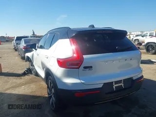 2021 Volvo XC40 z VIN YV4ED3URXM2538118, wystawiony jako IAAI lot #41644875 z przebiegiem 52 274 mil mil oraz . Historia ofert i sprzedaży dostępna na DreamBid. Obrazek 3.