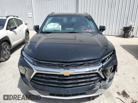 2024 Chevrolet Blazer LT z VIN 3GNKBJR40RS178941, wystawiony jako Copart lot #53538185 z przebiegiem 27 969 mil mil oraz Czysty tytuł • Clean title. Historia ofert i sprzedaży dostępna na DreamBid. Obrazek 5.