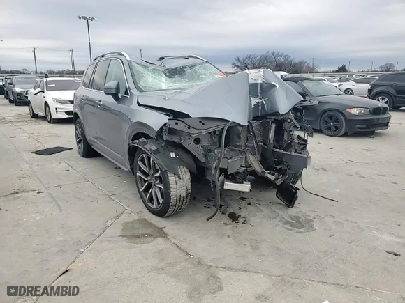 2017 Volvo XC90 Momentum with VIN YV4A22PK7H1157030, listed as a Copart auction lot 42734555 with 0 mi miles and Salvage Title. Bid and sale history available at carsss.com. Image 11.