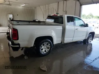 2020 Chevrolet Colorado 2WD LT with VIN 1GCHSCEA3L1187913, listed as a Copart auction lot 61962135 with 118,034 mi miles and Clean title. Bid and sale history available at DreamBid. Image 3.