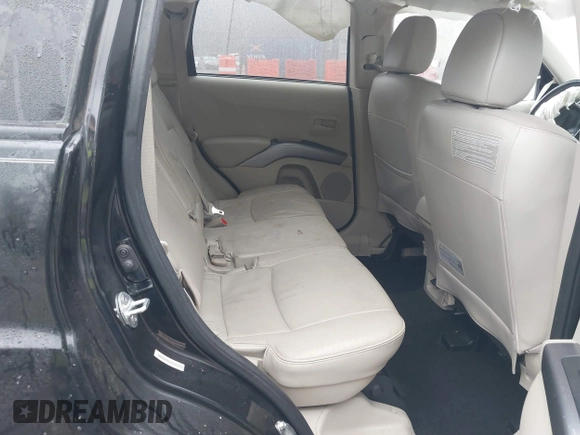 2007 Mitsubishi Outlander XLS z VIN JA4MT41X97Z018573, wystawiony jako IAAI lot #41937728 z przebiegiem 151 346 mil mil oraz . Historia ofert i sprzedaży dostępna na DreamBid. Obrazek 8.
