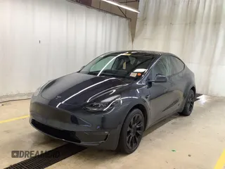 2024 Tesla Model Y Long Range with VIN 7SAYGDEE8RF986468, listed as a IAAI auction lot 42183196 with 11,353 mi miles. Bid and sale history available at carsss.com. Image 1.