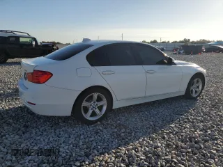 2014 BMW 3 Series 328i xDrive z VIN WBA3B5G53ENS07740, wystawiony jako Copart lot #61913665 z przebiegiem 149 874 mil mil oraz Czysty tytuł • Clean title. Historia ofert i sprzedaży dostępna na DreamBid. Obrazek 3.