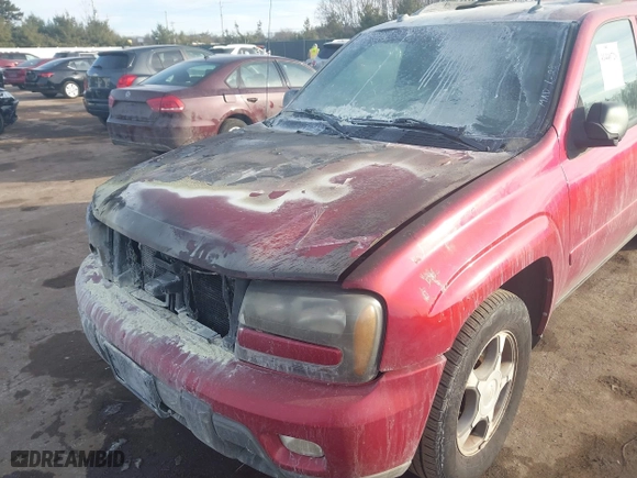 2005 Chevrolet TrailBlazer LS with VIN 1GNET16S456110380, listed as a IAAI auction lot 41440720 with 151,700 mi miles. Bid and sale history available at carsss.com. Image 6.