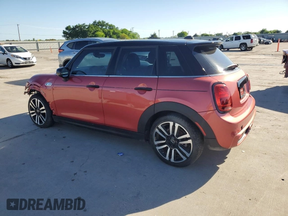 2021 MINI Hardtop 4 Door Cooper S z VIN WMWXU9C08M2N29397, wystawiony jako Copart lot #54247915 z przebiegiem 8 654 mil mil oraz Szkoda całkowita • Salvage title. Historia ofert i sprzedaży dostępna na DreamBid. Obrazek 2.