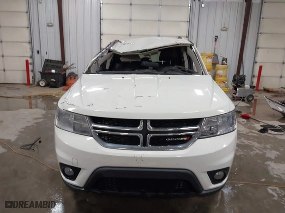 2014 Dodge Journey Limited with VIN 3C4PDCDG6ET151821, listed as a IAAI auction lot 41502752 with 151,280 mi miles. Bid and sale history available at carsss.com. Image 6.