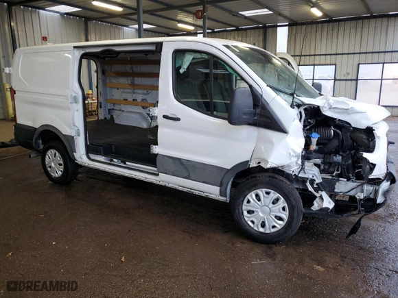 2022 Ford Transit Cargo Van with VIN 1FTBR1Y83NKA47615, listed as a Copart auction lot 88543335 with 21,234 mi miles and Clean Title. Bid and sale history available at carsss.com. Image 4.