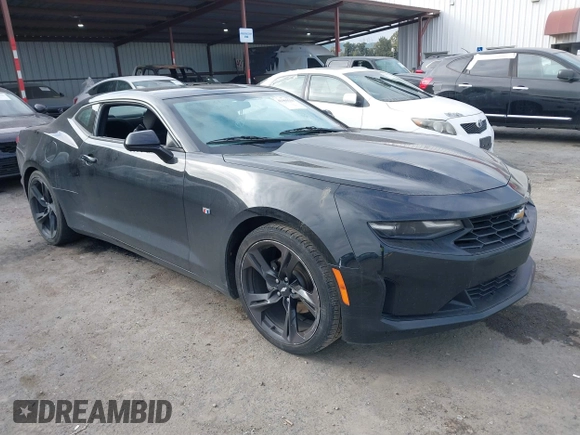 2019 Chevrolet Camaro 1LS with VIN 1G1FB1RX8K0122515, listed as a IAAI auction lot 41461519 with 118,339 mi miles. Bid and sale history available at carsss.com. Image 1.