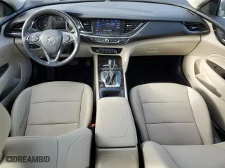 2018 Buick Regal Sportback Essence with VIN W04GP6SX3J1150780, listed as a Copart auction lot 82654334 with 33,955 mi miles and Salvage Title. Bid and sale history available at carsss.com. Image 8.