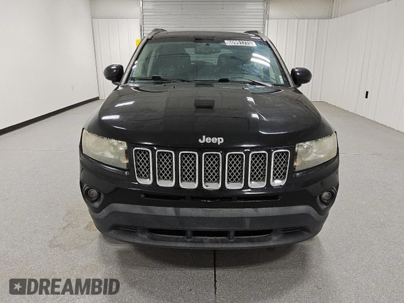 2016 Jeep Compass Latitude с VIN 1C4NJDEB3GD692570, выставлен на аукционе Copart как лот 60991775 с пробегом 130 708 миль миль и Чистый • Clean title. История ставок и продаж доступна на DreamBid. Изображение 5.