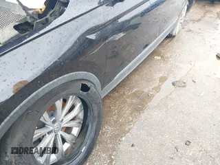 2018 Volkswagen Tiguan SEL с VIN 3VV3B7AX9JM068003, выставлен на аукционе IAAI как лот 41917511 с пробегом 75 656 миль миль и . История ставок и продаж доступна на DreamBid. Изображение 6.
