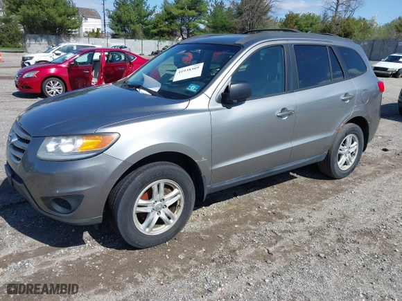 2012 Hyundai Santa Fe GLS with VIN 5XYZG3AB3CG101245, listed as a IAAI auction lot 41938369 with 191,385 mi miles. Bid and sale history available at carsss.com. Image 2.