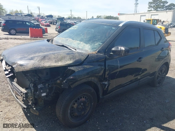 2018 Nissan Kicks SR with VIN 3N1CP5CU1JL527038, listed as a IAAI auction lot 41898194 with 47,292 mi miles. Bid and sale history available at carsss.com. Image 2.