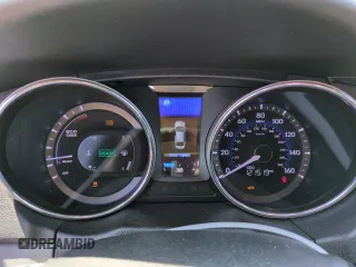2012 Hyundai Sonata Hybrid с VIN KMHEC4A40CA063129, выставлен на аукционе Copart как лот 52650245 с пробегом 121 519 миль миль и Списание • Salvage title. История ставок и продаж доступна на DreamBid. Изображение 9.