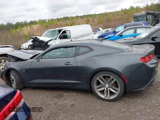 2018 Chevrolet Camaro 1LT with VIN 1G1FB1RS7J0129068, listed as a IAAI auction lot 41689225 with 1 mi miles. Bid and sale history available at carsss.com. Image 14.