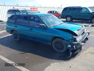 1993 Ford Escort z VIN 3FAPP15J3PR132459, wystawiony jako IAAI lot #42228625 z przebiegiem 2 382 mil mil oraz . Historia ofert i sprzedaży dostępna na DreamBid. Obrazek 1.