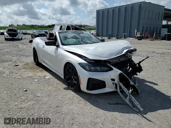 2025 BMW 4 Series 430i with VIN WBA33DB06SCS07578, listed as a Copart auction lot 43114995 with 5,169 mi miles and Salvage title. Bid and sale history available at DreamBid. Image 11.