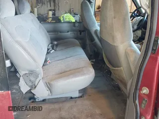 1997 Chevrolet Astro z VIN 1GNDM19WXVB131278, wystawiony jako IAAI lot #42231868 z przebiegiem 271 239 mil mil oraz . Historia ofert i sprzedaży dostępna na DreamBid. Obrazek 8.