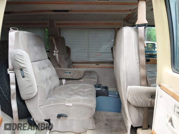 1997 Dodge Cargo with VIN 2B6HB21X2VK527794, listed as a IAAI auction lot 42207096 with 176,092 mi miles and . Bid and sale history available at DreamBid. Image 8.