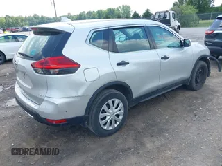 2017 Nissan Rogue SV with VIN 5N1AT2MV5HC798823, listed as a IAAI auction lot 42556631 with 157,721 mi miles and . Bid and sale history available at DreamBid. Image 4.