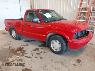 2003 GMC Sonoma SLS with VIN 1GTCS14X838120039, listed as a IAAI auction lot 41471166 with 114,099 mi miles. Bid and sale history available at carsss.com. Image 1.
