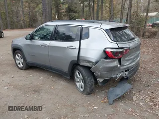 2021 Jeep Compass Altitude z VIN 3C4NJCBB3MT585670, wystawiony jako IAAI lot #40813345 z przebiegiem 59 152 mil mil oraz . Historia ofert i sprzedaży dostępna na DreamBid. Obrazek 3.
