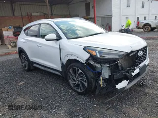 2020 Hyundai Tucson SEL z VIN KM8J3CAL5LU231183, wystawiony jako IAAI lot #41509330 z przebiegiem 127 440 mil mil oraz . Historia ofert i sprzedaży dostępna na DreamBid. Obrazek 1.