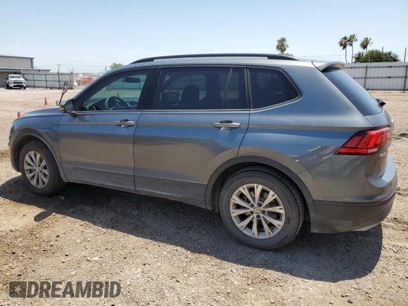 2018 Volkswagen Tiguan S z VIN 3VV1B7AXXJM109293, wystawiony jako Copart lot #55802845 z przebiegiem 49 821 mil mil oraz Szkoda całkowita • Salvage title. Historia ofert i sprzedaży dostępna na DreamBid. Obrazek 2.