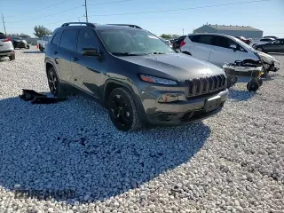 2017 Jeep Cherokee Altitude z VIN 1C4PJLAS0HW578220, wystawiony jako Copart lot #84244064 z przebiegiem 32 618 mil mil oraz Szkoda całkowita • Salvage title. Historia ofert i sprzedaży dostępna na DreamBid. Obrazek 12.