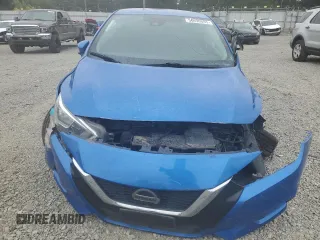 2021 Nissan Versa SV z VIN 3N1CN8EV1ML864794, wystawiony jako Copart lot #56690095 z przebiegiem 64 803 mil mil oraz Szkoda całkowita • Salvage title. Historia ofert i sprzedaży dostępna na DreamBid. Obrazek 5.