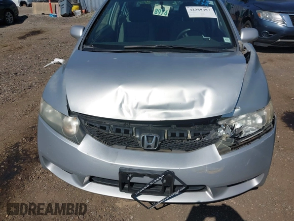 2009 Honda Civic LX z VIN 2HGFA165X9H540160, wystawiony jako IAAI lot #42389457 z przebiegiem 71 737 mil mil oraz . Historia ofert i sprzedaży dostępna na DreamBid. Obrazek 6.