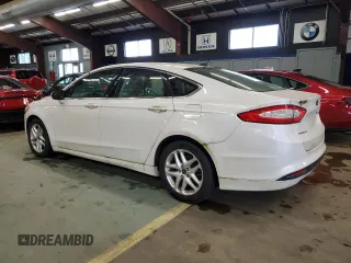 2014 Ford Fusion SE z VIN 3FA6P0HD5ER310493, wystawiony jako Copart lot #58197095 z przebiegiem 135 952 mil mil oraz Tytuł czysty. Historia ofert i sprzedaży dostępna na DreamBid. Obrazek 2.