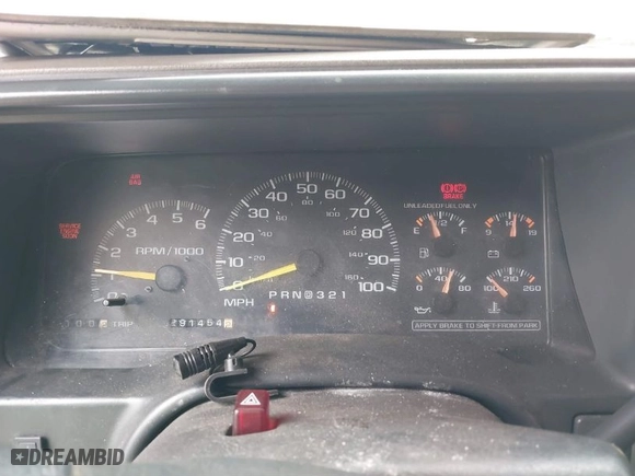 1998 Chevrolet C/K 1500 with VIN 1GCEK19R4WR145098, listed as a IAAI auction lot 41472308 with 291,454 mi miles. Bid and sale history available at carsss.com. Image 7.