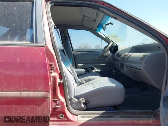 1993 Ford Tempo GL z VIN 2FAPP36X1PB133882, wystawiony jako IAAI lot #41719972 z przebiegiem 61 118 mil mil oraz . Historia ofert i sprzedaży dostępna na DreamBid. Obrazek 5.