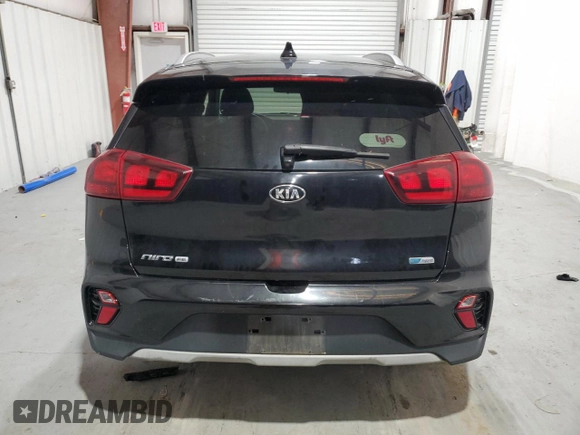 2020 Kia Niro LXS with VIN KNDCB3LC8L5439808, listed as a Copart auction lot 88353675 with 63,875 mi miles and Clean Title. Bid and sale history available at carsss.com. Image 6.