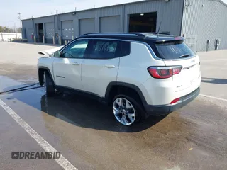 2020 Jeep Compass Limited with VIN 3C4NJDCB8LT101334, listed as a IAAI auction lot 41781815 with 44,144 mi miles. Bid and sale history available at carsss.com. Image 3.