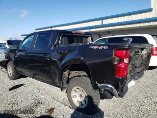 2019 Chevrolet Silverado 1500 LT with VIN 1GCUYDED8KZ156749, listed as a Copart auction lot 43020535 with 39,857 mi miles and Salvage Title. Bid and sale history available at carsss.com. Image 2.