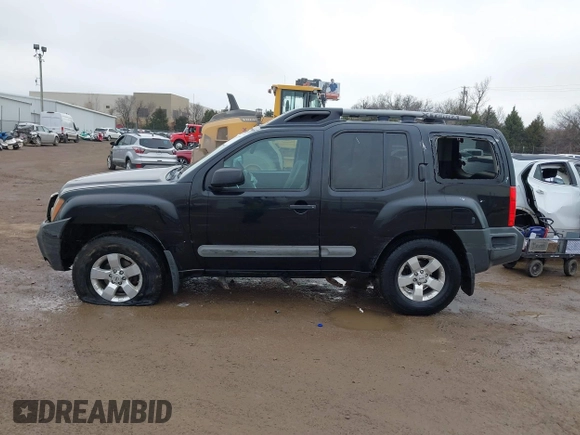 2011 Nissan Xterra S z VIN 5N1AN0NW2BC516750, wystawiony jako IAAI lot #41517051 z przebiegiem 254 662 mil mil oraz . Historia ofert i sprzedaży dostępna na DreamBid. Obrazek 14.