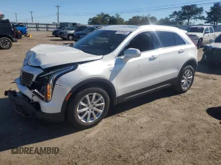 2022 Cadillac XT4 FWD Luxury with VIN 1GYAZAR48NF105857, listed as a Copart auction lot 81263584 with 17,352 mi miles and Non Repairable. Bid and sale history available at carsss.com. Image 1.