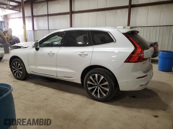 2023 Volvo XC60 Plus Bright Theme with VIN YV4L12RN3P1323237, listed as a Copart auction lot 45478745 with 16,592 mi miles and Salvage Title. Bid and sale history available at carsss.com. Image 2.