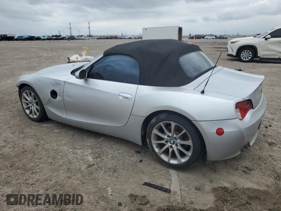 2007 BMW Z4 3.0i with VIN 4USBU33567LW73304, listed as a Copart auction lot 52391705 with 192,945 mi miles and Salvage title. Bid and sale history available at DreamBid. Image 2.