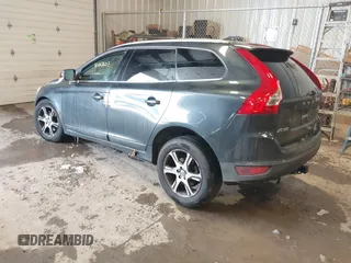 2013 Volvo XC60 T6 with VIN YV4902DZ2D2460909, listed as a IAAI auction lot 41167603 with 161,011 mi miles and . Bid and sale history available at DreamBid. Image 3.